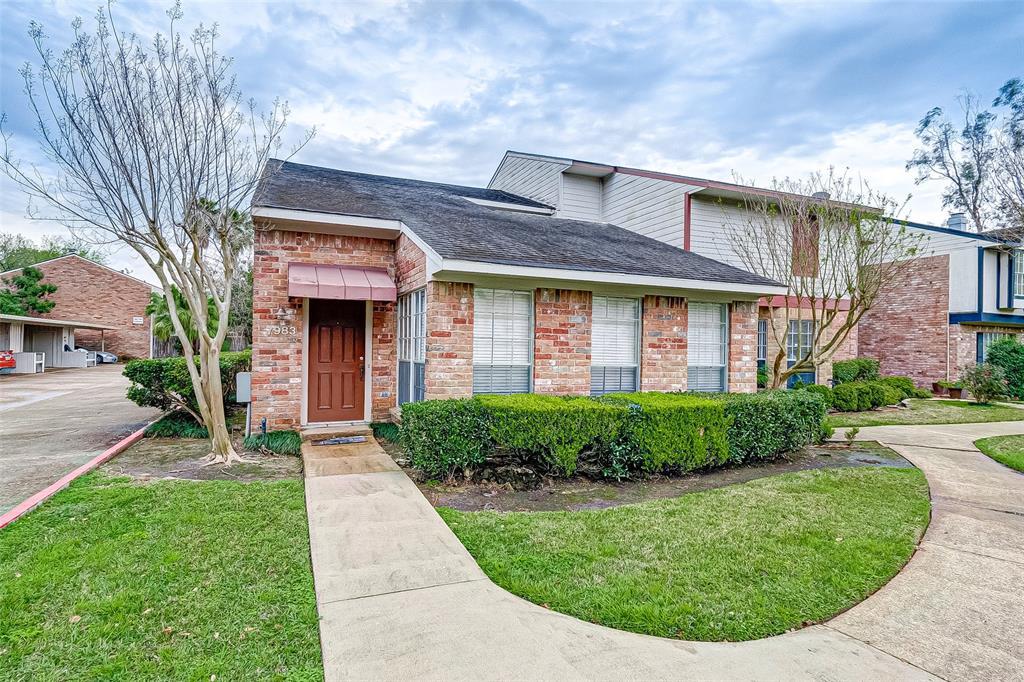 7983 Kendalia Dr, Houston, TX 77036 Condo for Rent in Houston, TX
