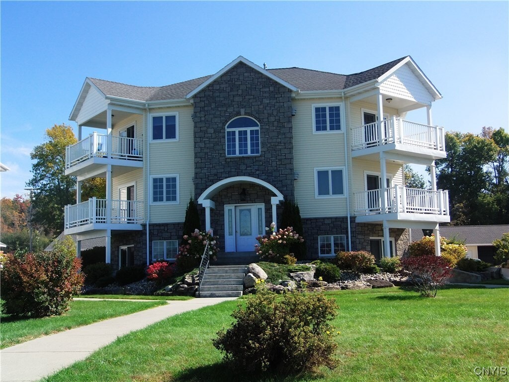 Primary Photo - 34 Dockside Dr