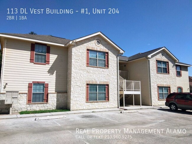 Building Photo - 113 D L Vest
