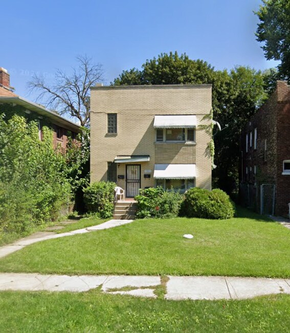 Building Photo - 15411 Myrtle Ave