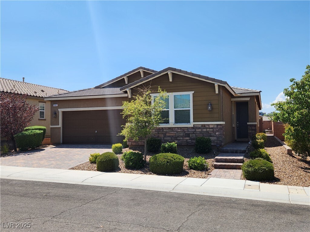 Foto principal - 2491 Venarotta St