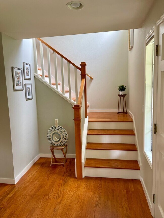 Foto del edificio - 4Bd/2.5Ba Sammamish Home