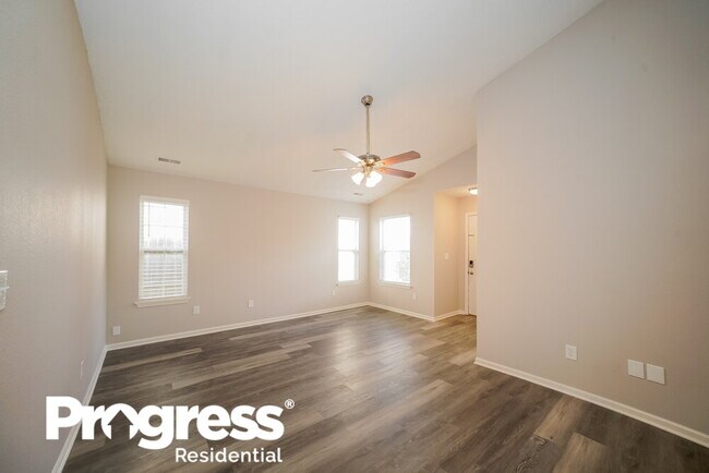 Foto del edificio - 4312 Village Trace Dr