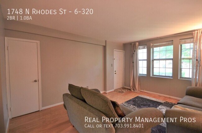 Foto del edificio - 1748 N Rhodes St