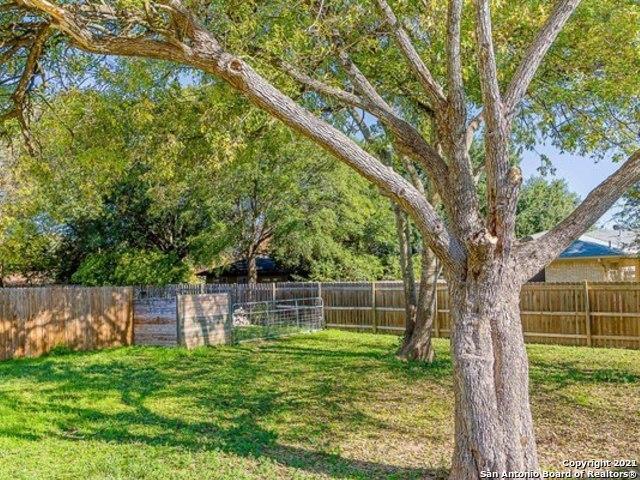 Foto del edificio - 1108 Colony Dr