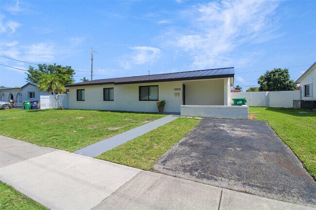 Foto del edificio - 12512 SW 26th St