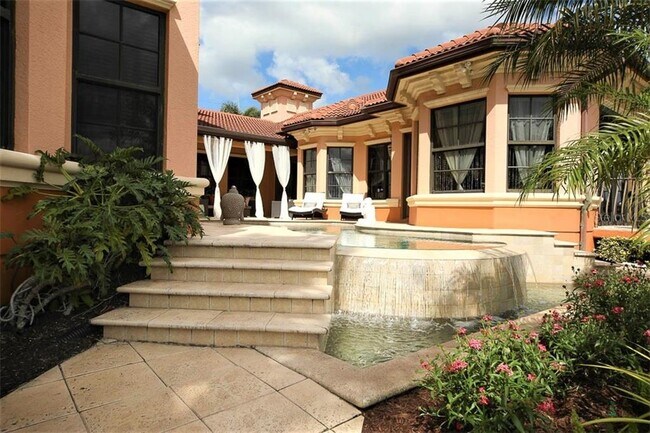 Building Photo - 134 Colony Point Dr