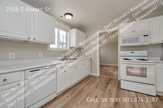 Foto del edificio - 2958 S Adams St