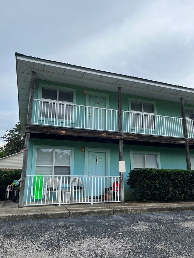 Building Photo - 567 Florosa Ct