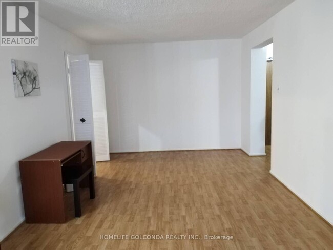Photo du bâtiment - 350-350 Seneca Hill Dr