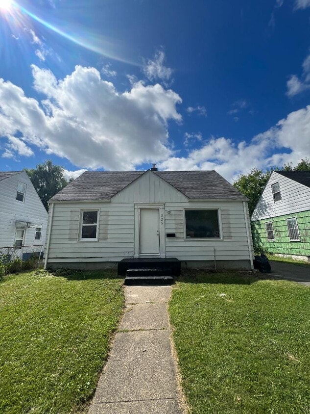Foto principal - 329 W Pulaski St