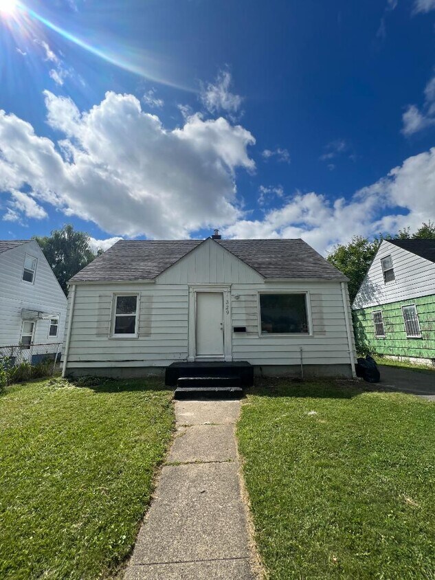 Primary Photo - 329 W Pulaski St