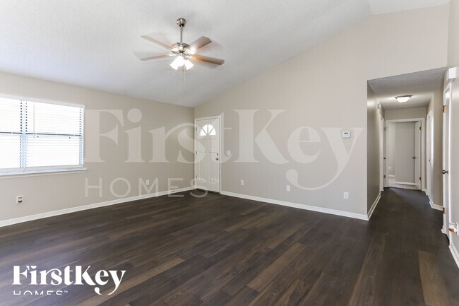 Building Photo - 6736 Newgate Cir E