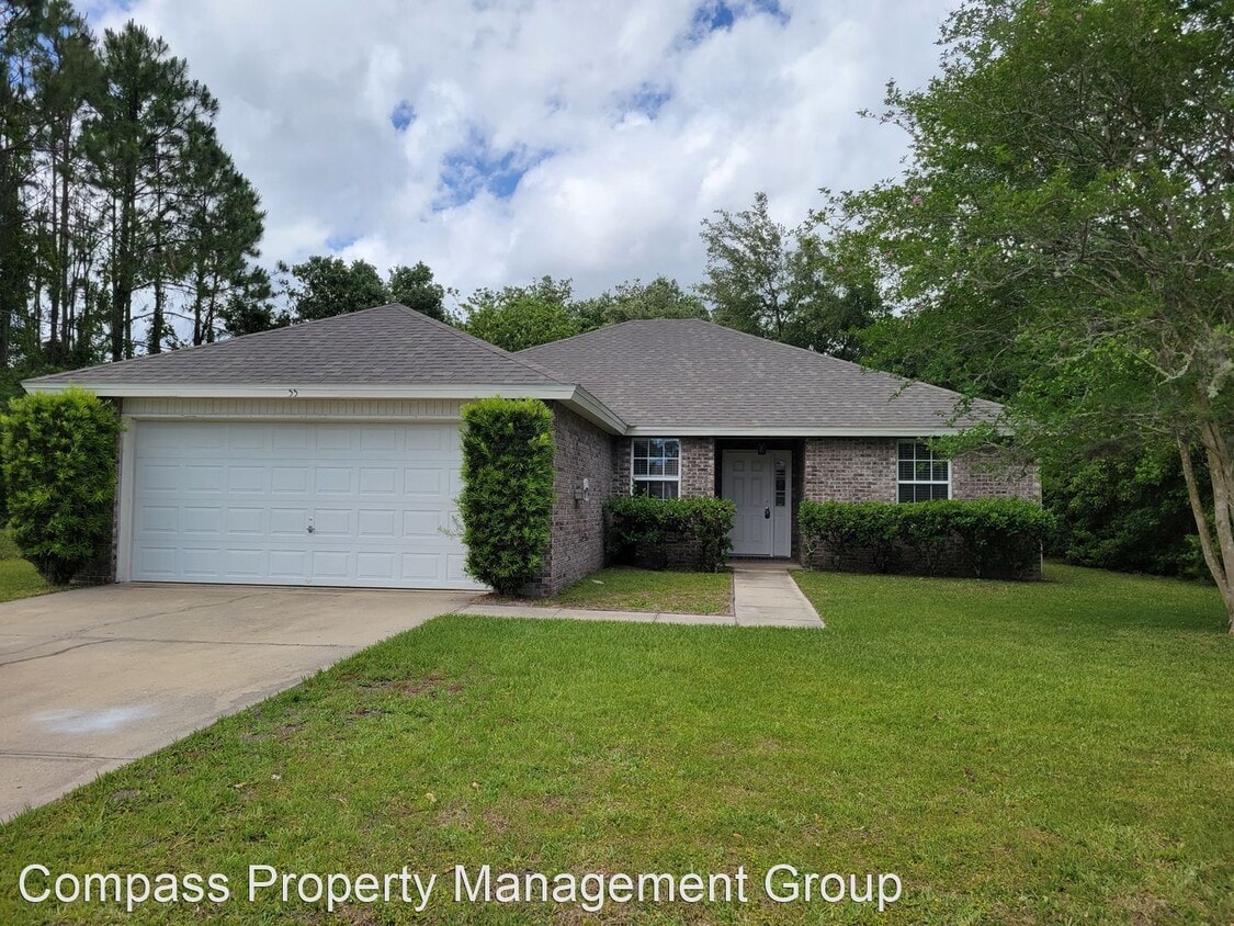 Primary Photo - 3 br, 2 bath House - 55 Bronson Ln.