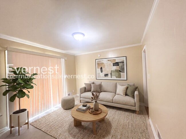 Building Photo - 3460 Estes Dr