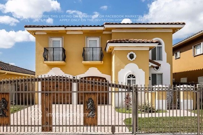 Foto del edificio - 15582 SW 13th Terrace