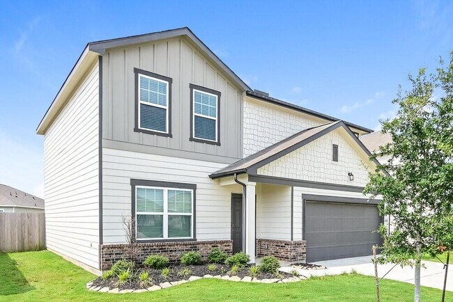Building Photo - 4020 Tulip Tree Ln