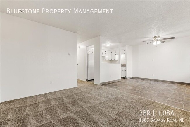 Building Photo - 1607 Savage Rd NE