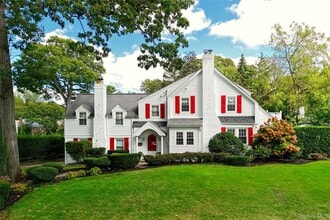 Building Photo - 60 Thayer Rd