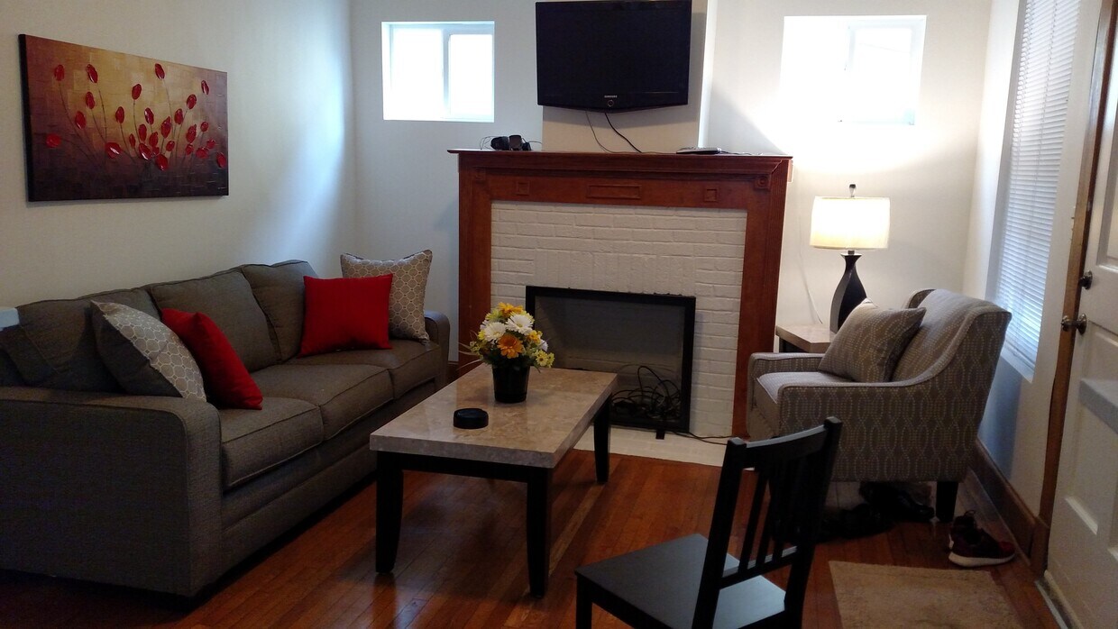 Primary Photo - 2509 10th St NE