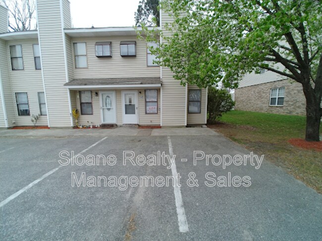 Building Photo - 149 Pine Shadow Dr