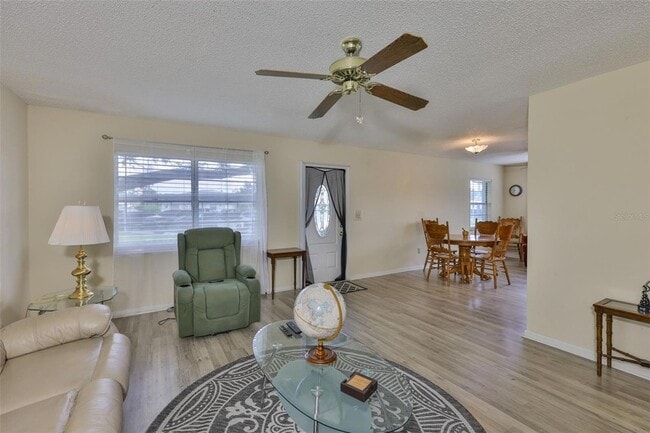 Photo - 1904 Canterbury Ln Apartment