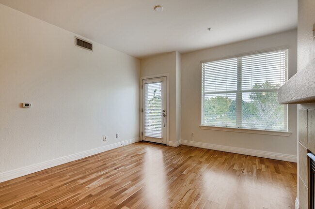 Building Photo - 9079 E Panorama Cir