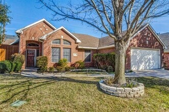 Building Photo - 18744 Gibbons Dr