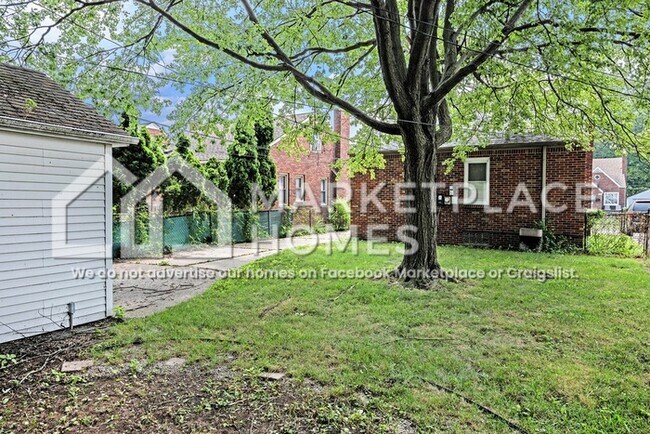 Foto del edificio - 14741 Lydia Ave