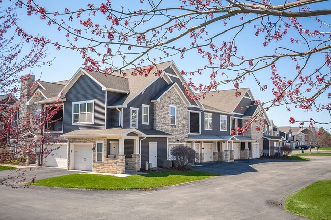 Building Photo - The Ridges Of Cascade