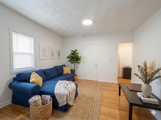 Photo - 48 Derby St Apartment