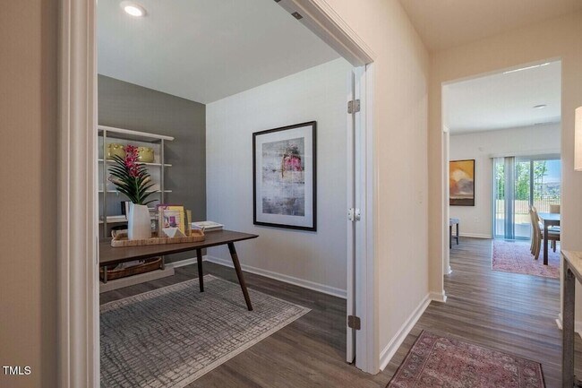 Building Photo - 1121 Duet Dr