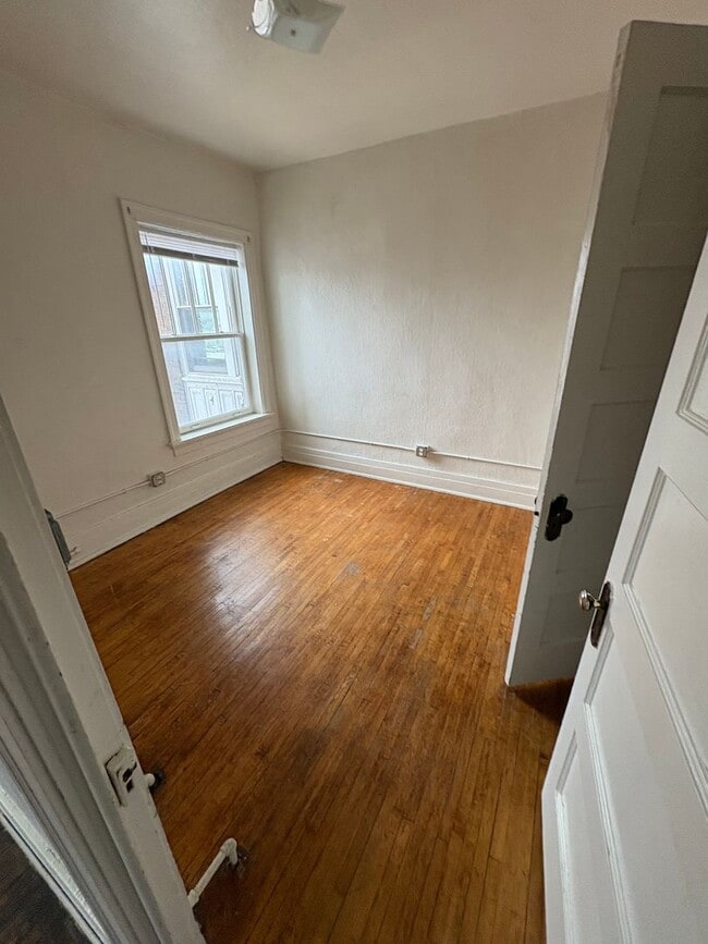 Foto del edificio - 608 Wellington St