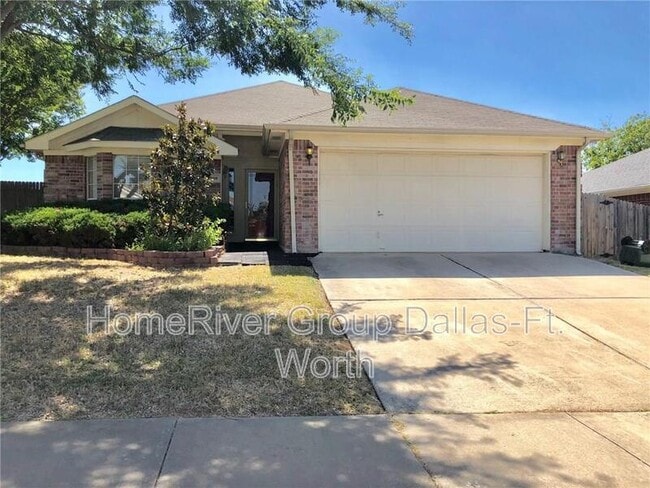 Building Photo - 6108 Twin Maple Dr