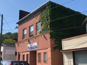 Building Photo - 1211 Bridge St NW