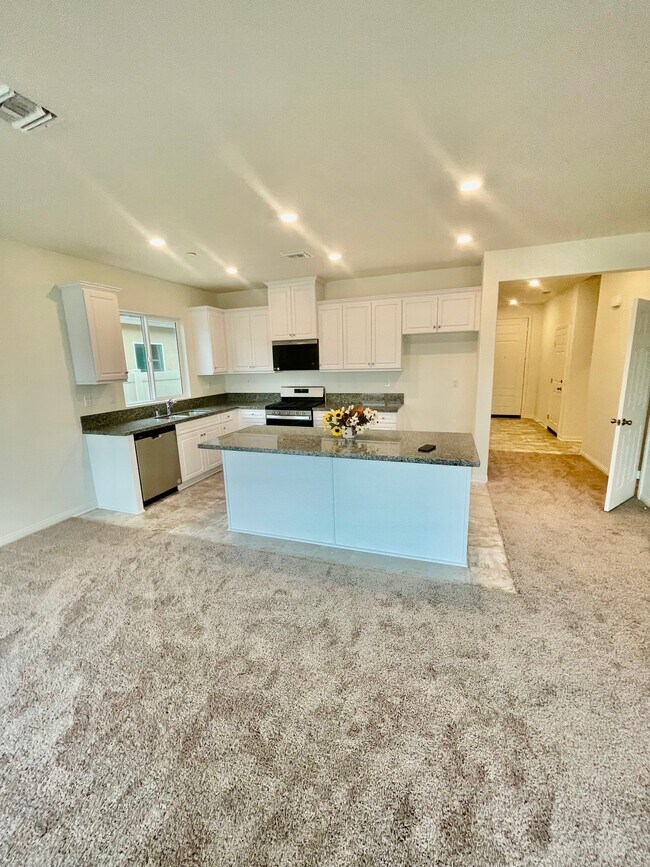 Foto del edificio - 30835 Southend Ln