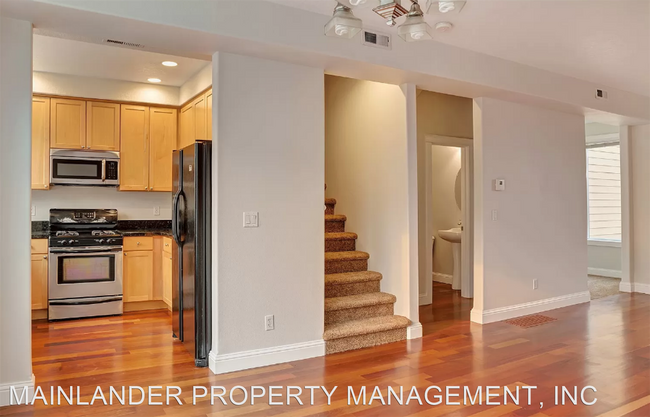 Foto del edificio - 3 br, 2.5 bath House - 4836 SW VIEWPOINT T...