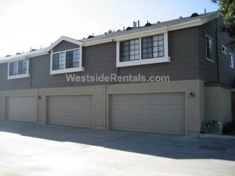 Primary Photo - 8171 Lampson Ave
