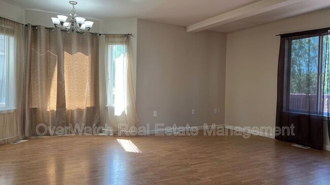 Building Photo - 2412 Hillbrook Cir
