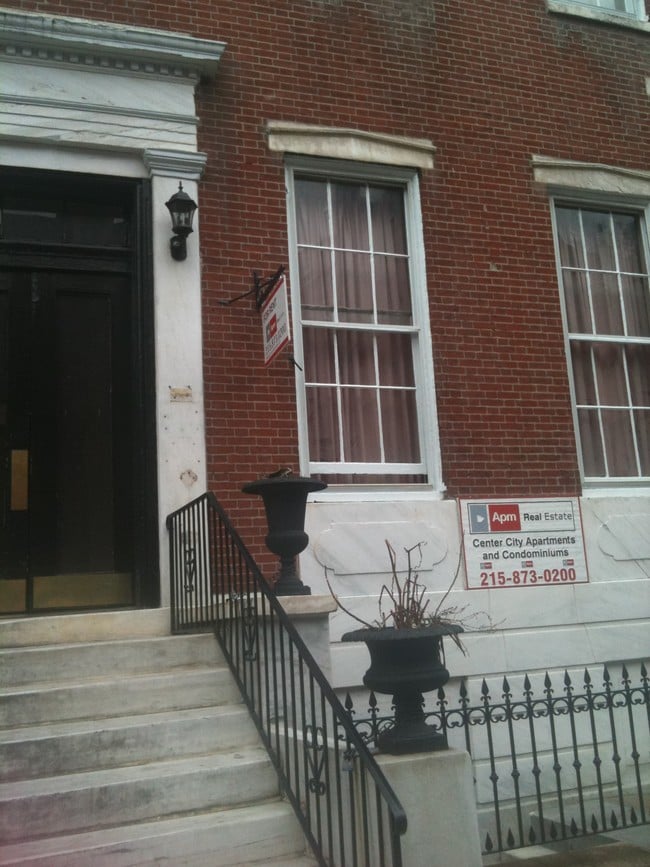 Building Photo - 1114 Spruce St