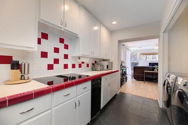 Foto del edificio - 1707 Spyglass Dr