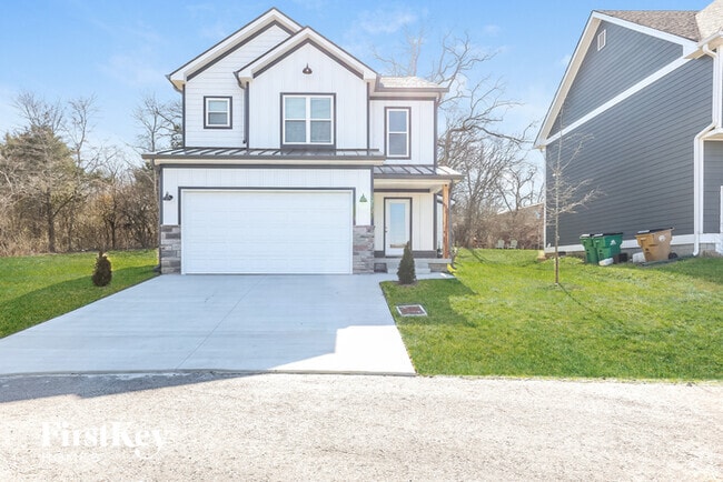 Building Photo - 732 Ellie Dr