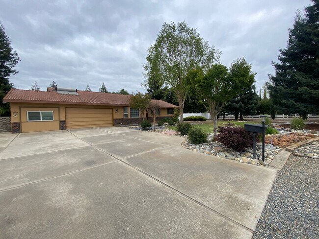 Foto del edificio - Utilities Included in Asking Rent