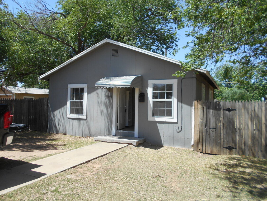 Foto principal - Close to TTU & Downtown