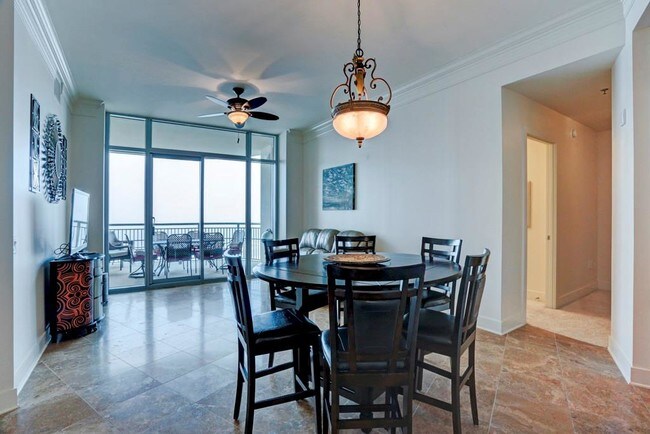 Foto del edificio - 801 E Beach Dr