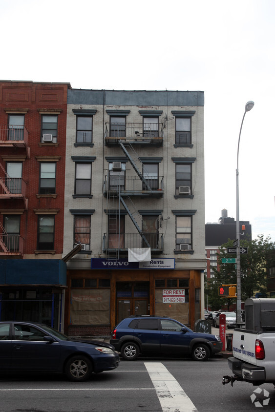 Building Photo - 2162 Second Ave