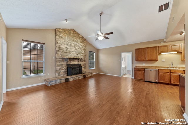 Building Photo - 615 Burwood Ln