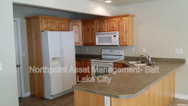 Building Photo - 3117 W 450 N