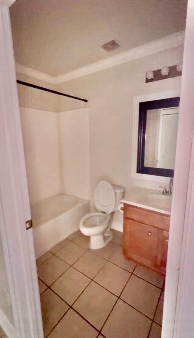 Foto del edificio - 1614 York Creek Dr