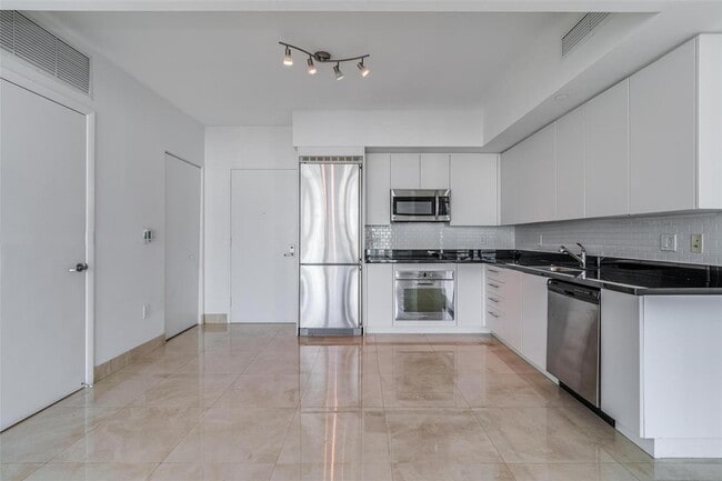 Foto del edificio - 92 SW 3rd St